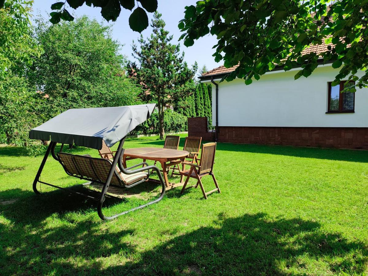 Apart Hostel S8 Blizne Jasinskiego Exterior foto